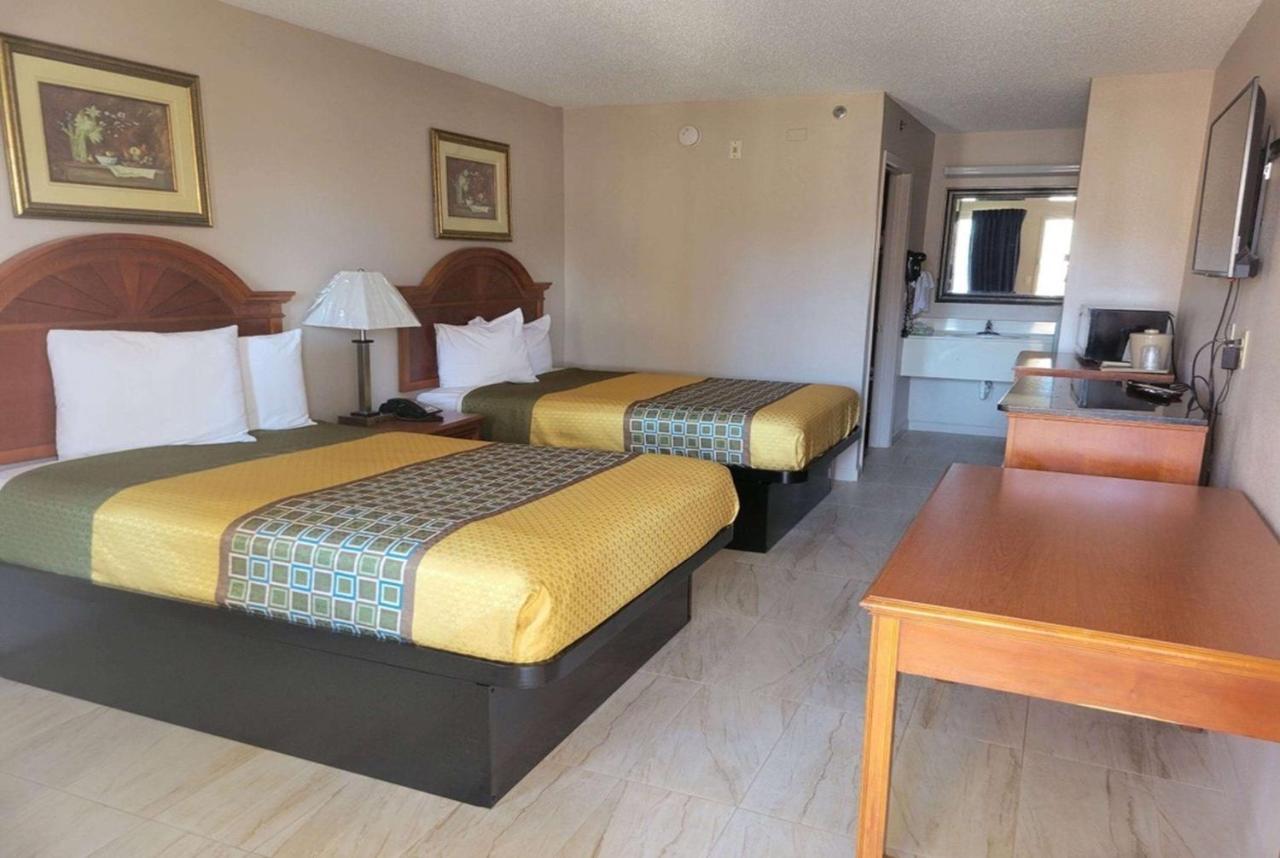 Carom Inn Denham Springs-Batonrouge Exteriör bild