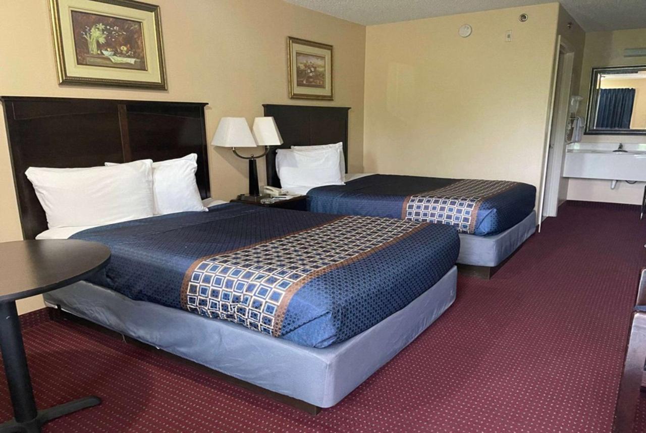 Carom Inn Denham Springs-Batonrouge Exteriör bild