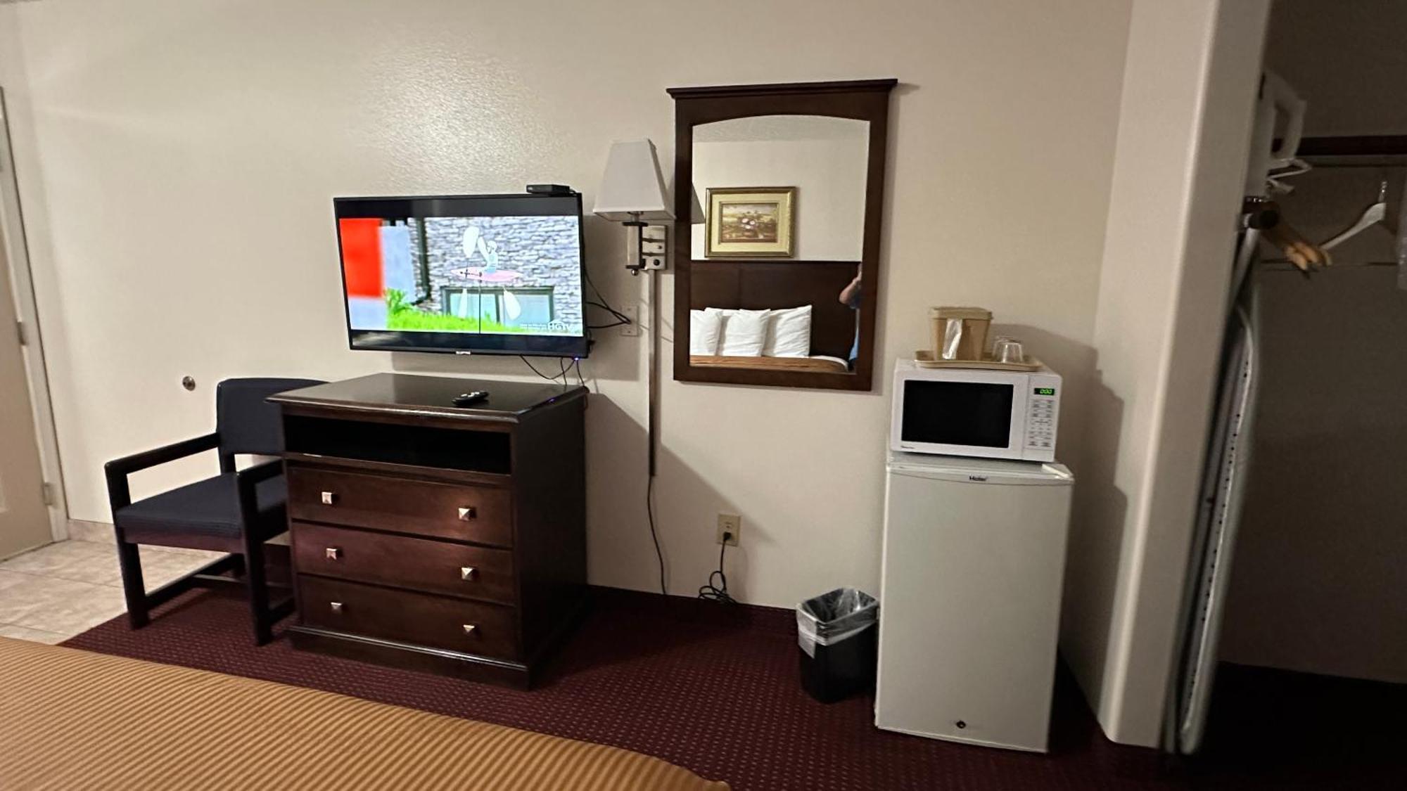 Carom Inn Denham Springs-Batonrouge Exteriör bild