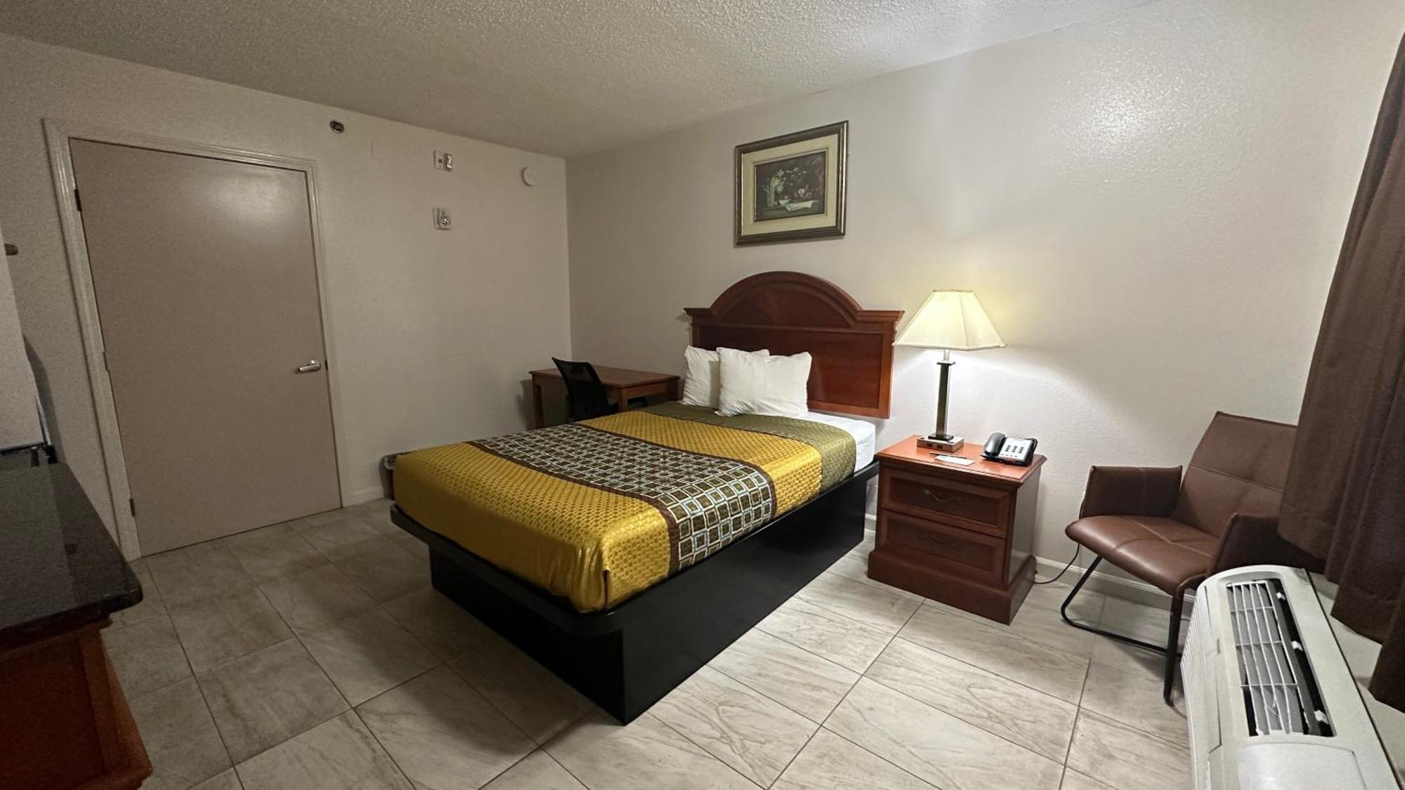 Carom Inn Denham Springs-Batonrouge Exteriör bild