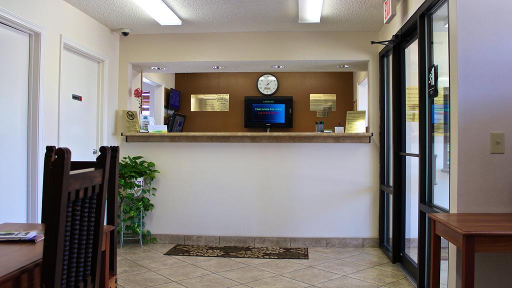 Carom Inn Denham Springs-Batonrouge Exteriör bild